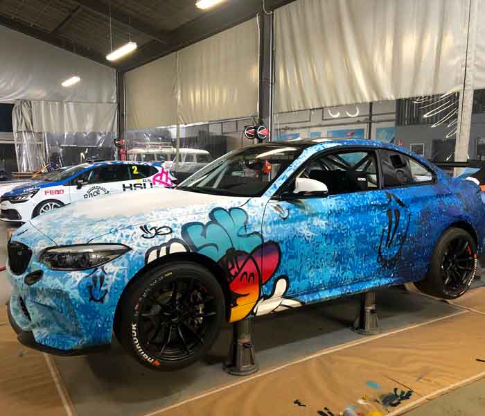 Graffiti auto BMW M2 art