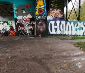 Amsterdam Oost schoon door Graffitifun